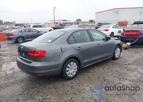 2015 Volkswagen Jetta 2.0L S z USA, uszkodzony, nr VIN 3VW2K7AJ2FM298458